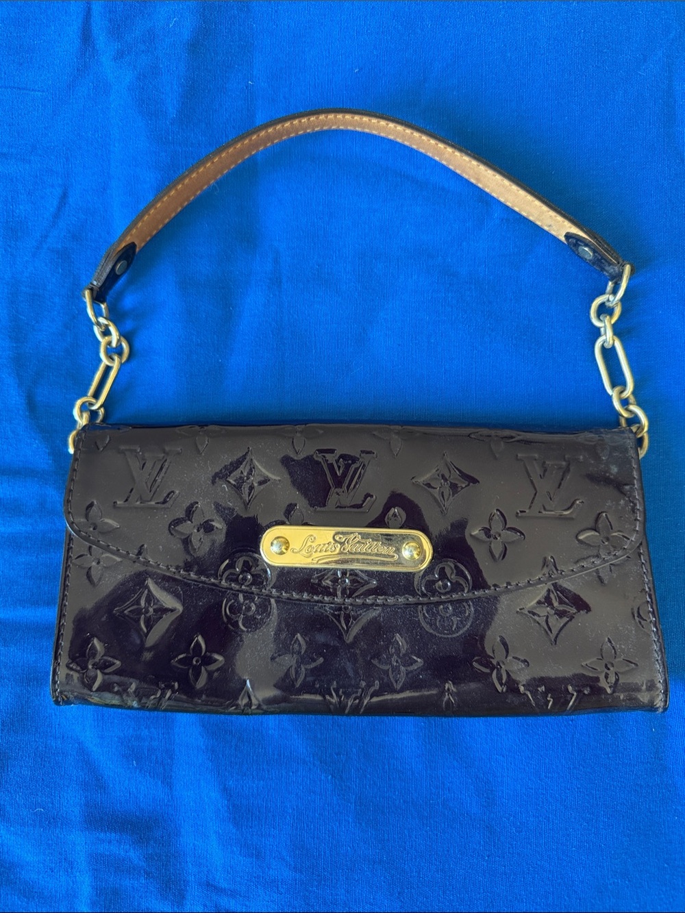 Authentic Louis Vuitton Monogram Vernis Burgundy Red Pochette Clutch Bag